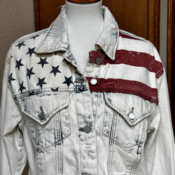 Blank NYC Distressed American Flag Denim Jacket Medium - Picture 15 of 17
